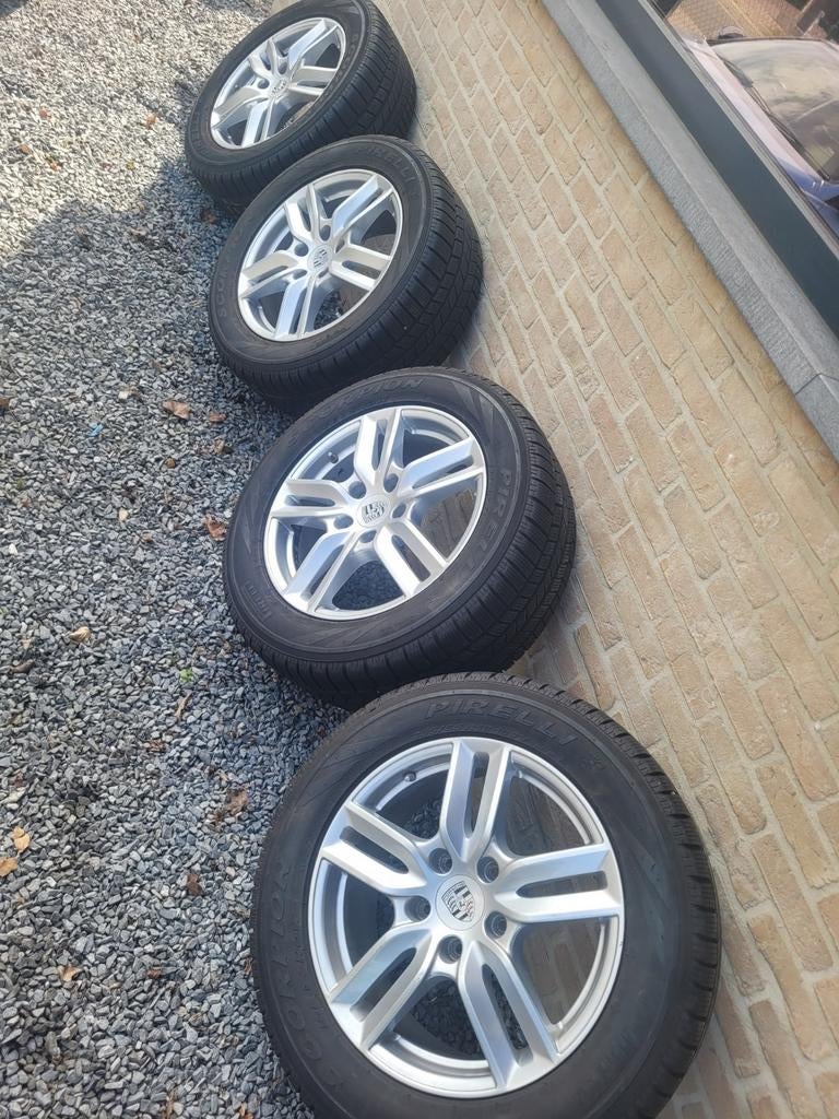 Porsche velgen 18 inch met winterbanden, 18 inch, Band(en), Winterbanden, Ophalen of Verzenden