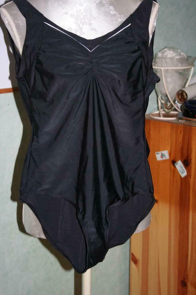 Maillot de bain noir neuf T 42, Enlèvement ou Envoi, Neuf, Noir, Maillot de bain