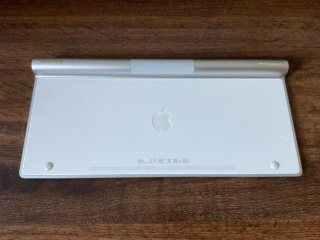 Apple draadloos toetsenbord met Bluetooth, Gebruikt, Ergonomisch, Azerty, Ophalen of Verzenden