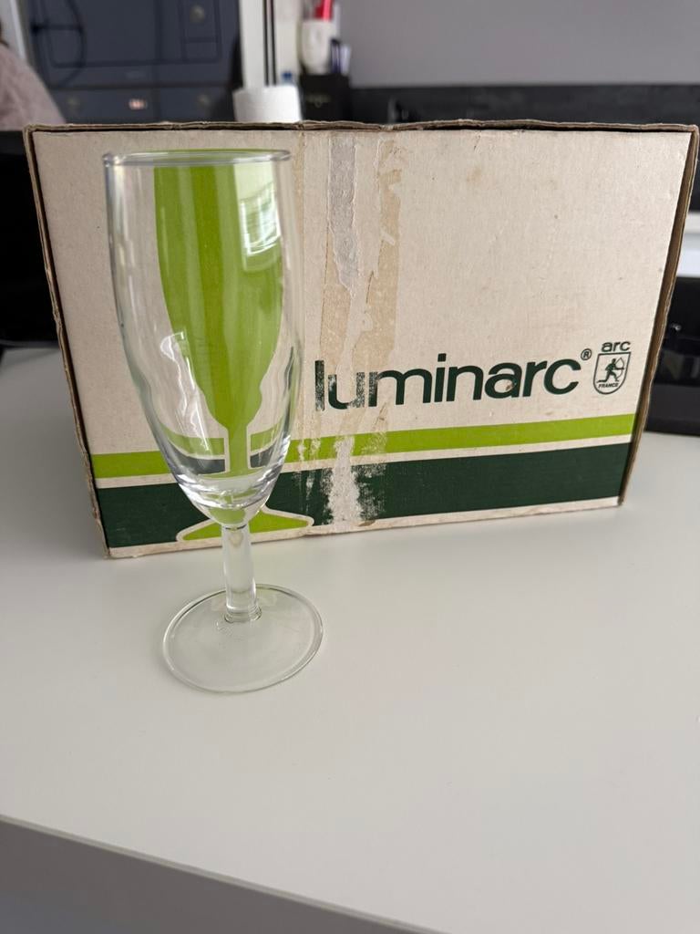 11 Luminarc champagnefluiten, Ophalen of Verzenden, Zo goed als nieuw