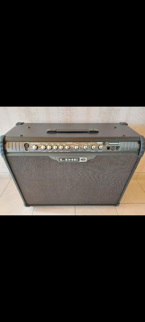 Line 6 stereo 150 watt, Muziek en Instrumenten, Ophalen, Zo goed als nieuw