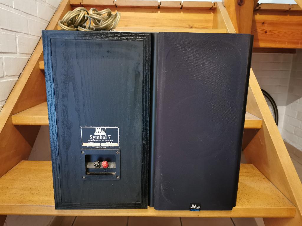 luidsprekers, Audio, Tv en Foto, Luidsprekerboxen, Ophalen, Zo goed als nieuw, Front, Rear of Stereo speakers