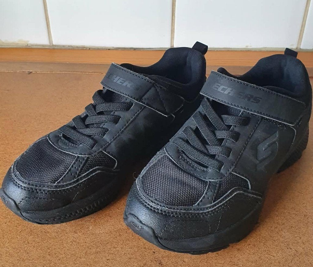 SNEAKERS SKECHERS (POINTURE 34 ) POUR FILLE, Enlèvement, Chaussures de sport, Fille, Comme neuf