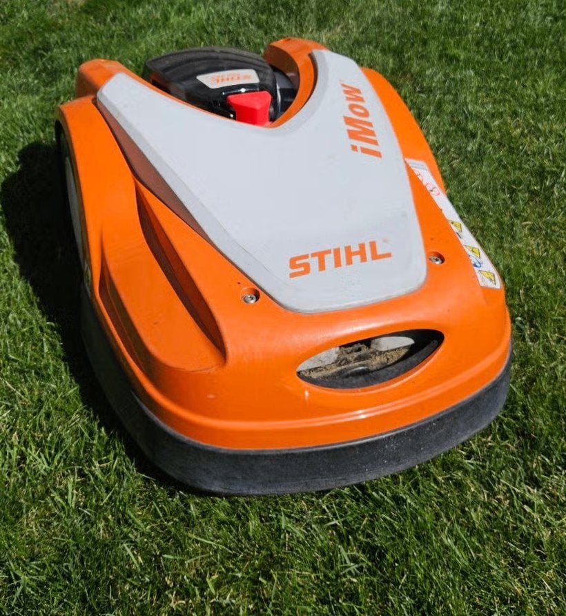 Robotmaaier Stihl 422  met  Garage, Ophalen, Stihl, Gebruikt, Met regensensor