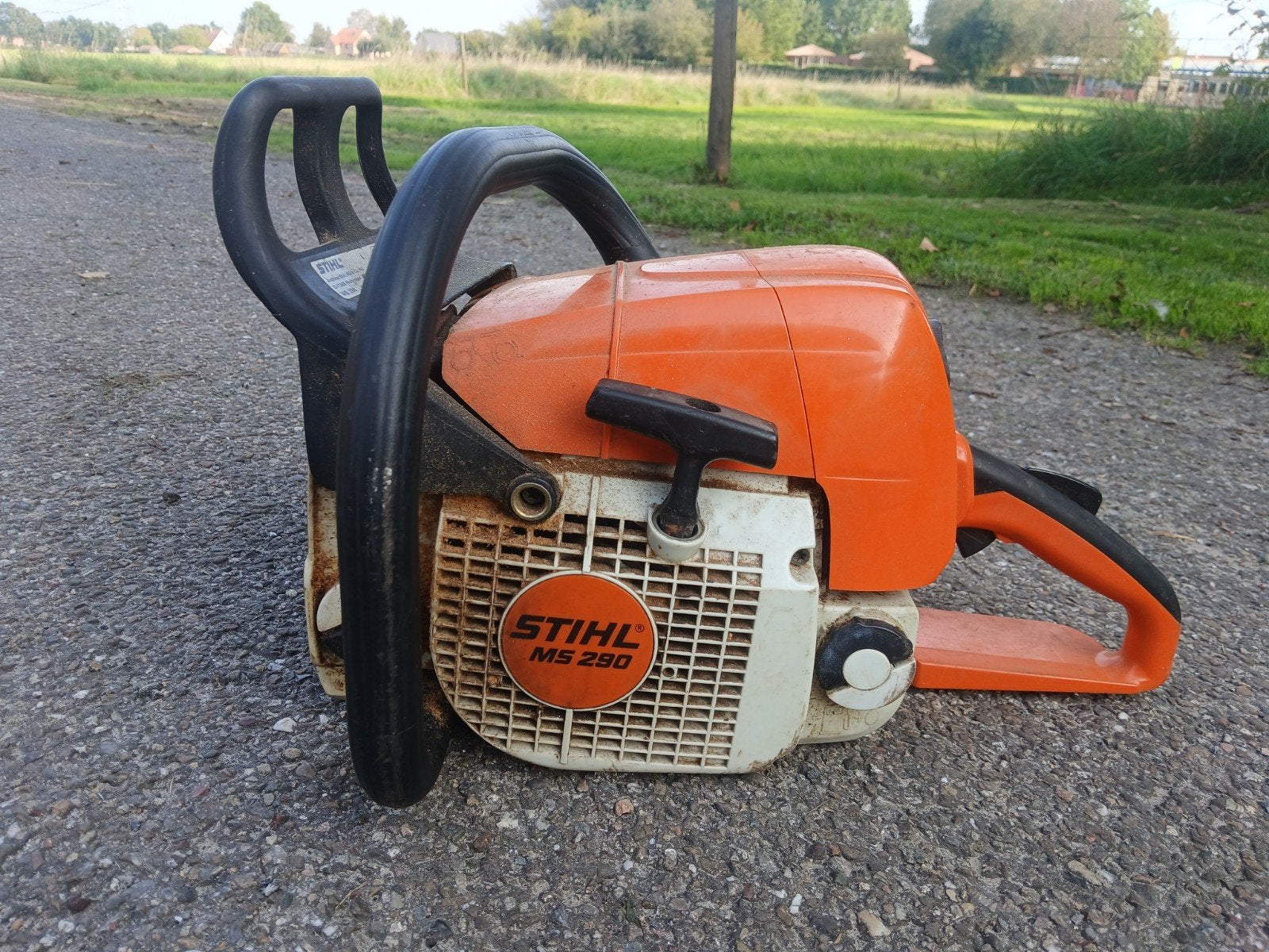 stihl MS 290 voor onderdelen of opmaak, Ophalen