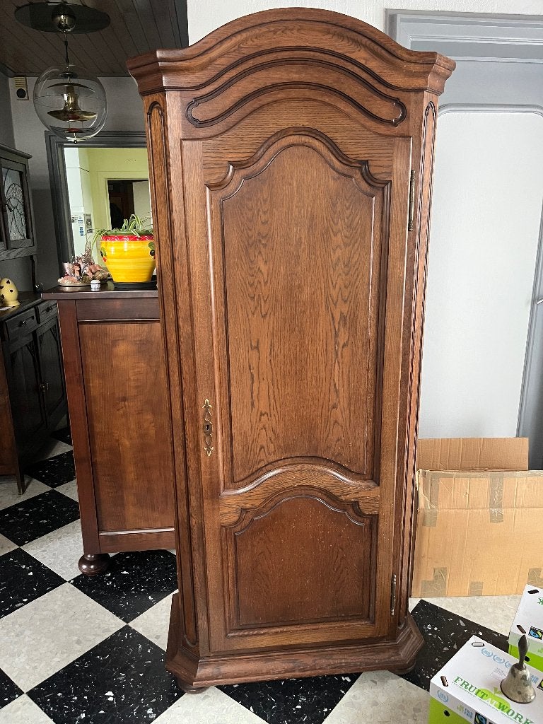 Vestiaire, Antiquités & Art, Enlèvement