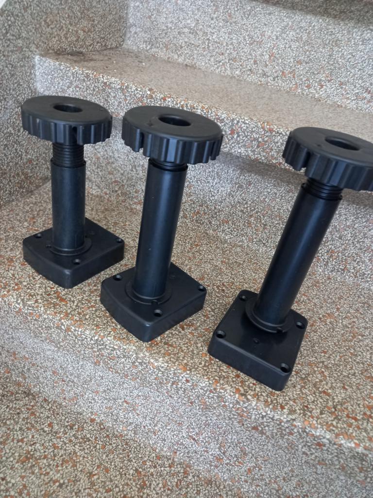 Set verstelbare poten voor keukenmeubilair van 19 cm tot 23, Huis en Inrichting, Keuken | Keukenelementen