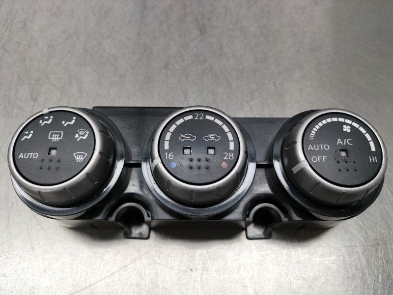 PANNEAU DE COMMANDE CHAUFFAGE CLIMATISATION Murano (Z51), Utilisé, Nissan