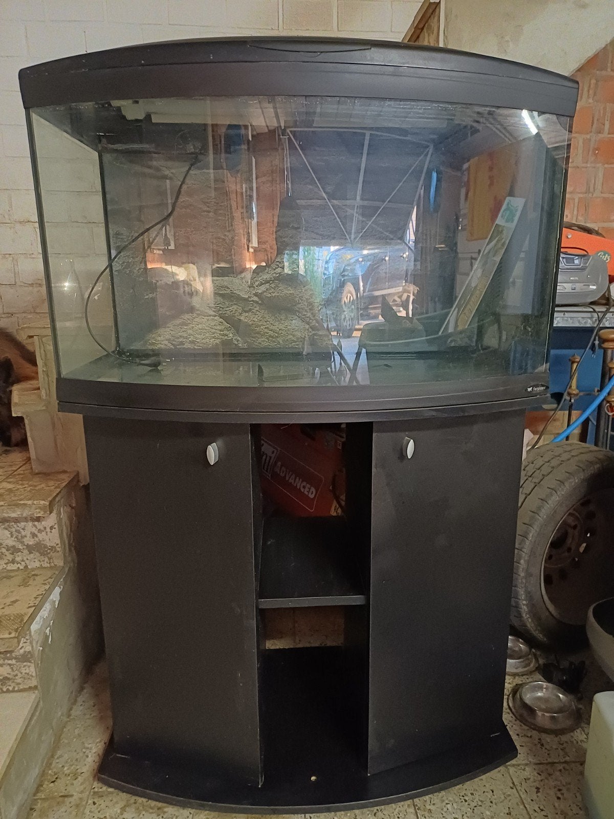aquarium met kast, Ophalen
