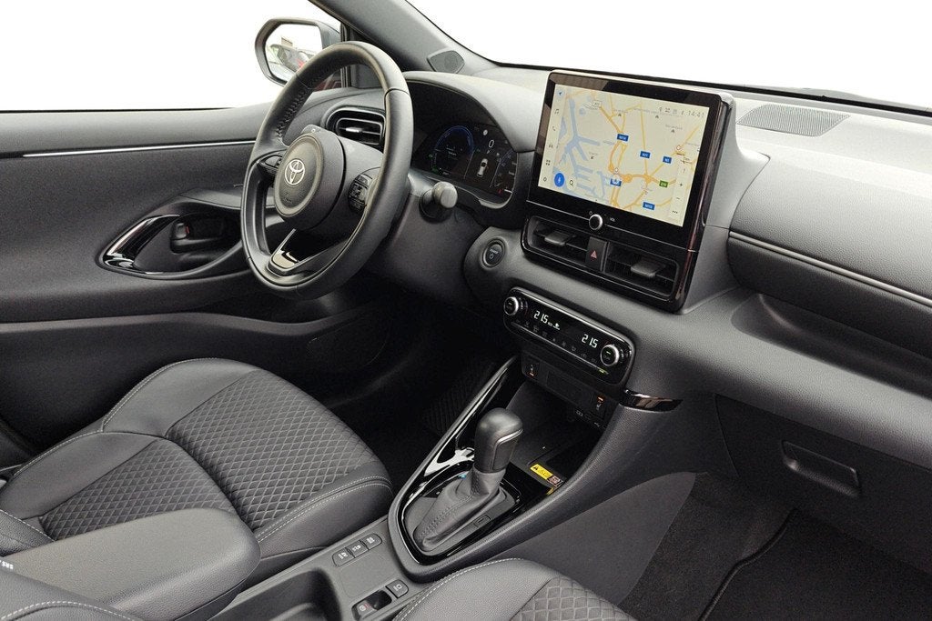 Toyota Yaris 1.5 VVT-i Hybrid 96kW Style e-CVT - 2 ans KARE, Autos, Electronic Stability Program (ESP), 450 kg, 5 portes, 96 kW