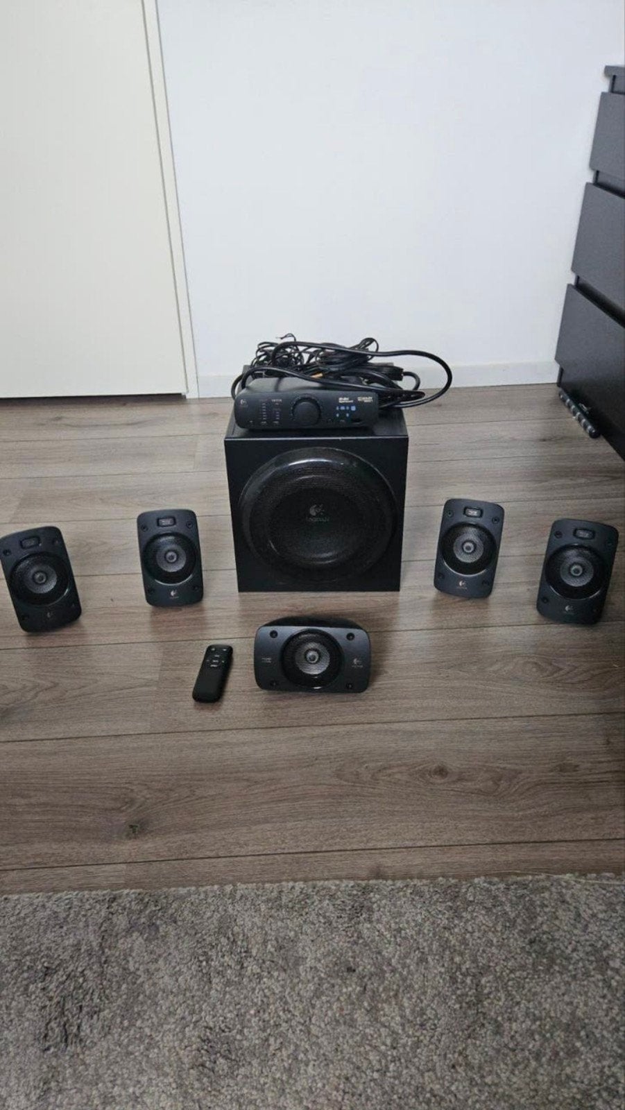 Logitech Z906 - 5.1 Surround Set, Computers en Software, Pc speakers, Ophalen of Verzenden