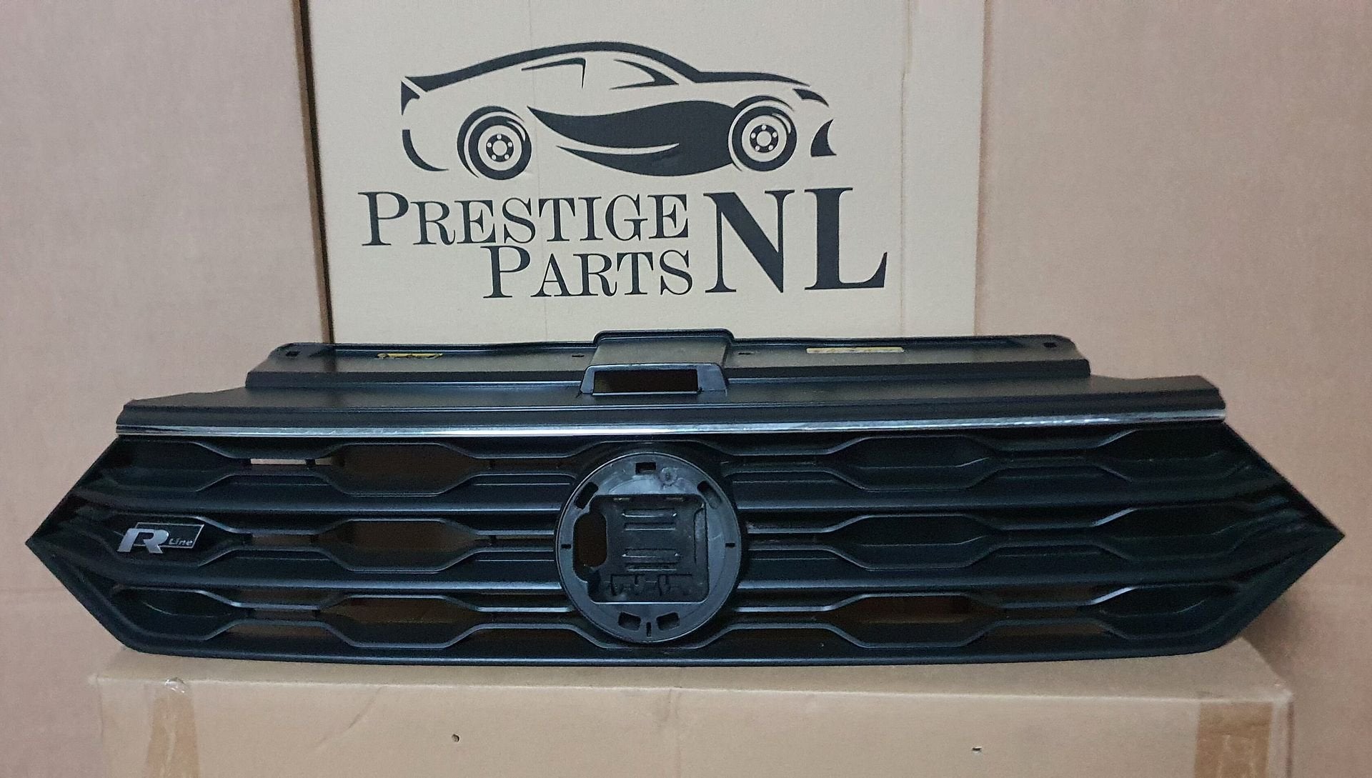 Grill VW T-roc 2GA R-LINE Origineel 2GA853651R bj.2017-, Gebruikt, -, Voor, Ophalen of Verzenden