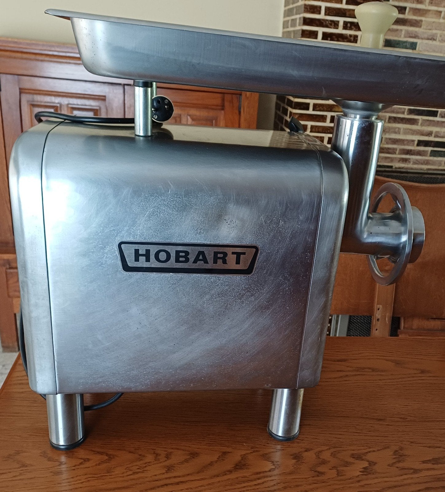 Hobart professionele vleesmolen, Ophalen