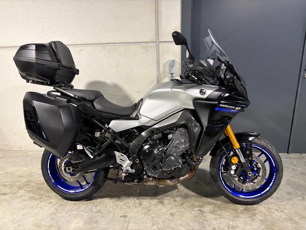 Yamaha Tracer 9 GT met topcase (bj 2021), Motoren, Bedrijf, 900 cc, Meer dan 35 kW, Toermotor