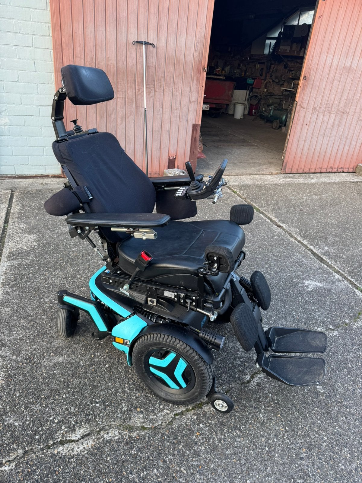 Elektrische rolstoel permobil F3 corpus, Enlèvement, Fauteuil roulant électrique