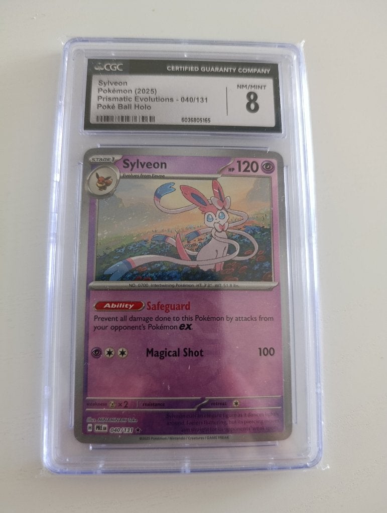 Pokemon Slab Sylveon Prismatic Evolutions CGC 8, Ophalen of Verzenden, Nieuw, Losse kaart