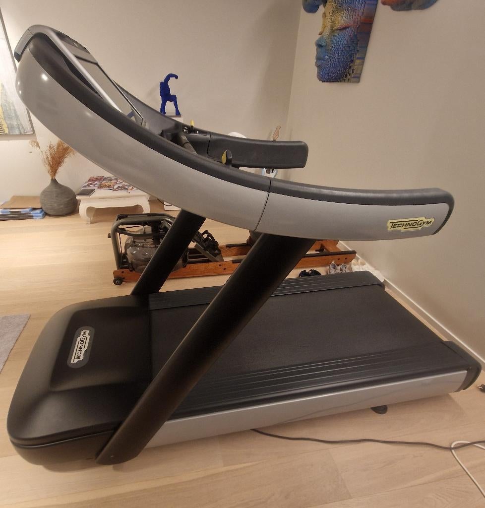 Loopband Technogym Excite+ run now 700 unity, Sport en Fitness, Ophalen, Gebruikt