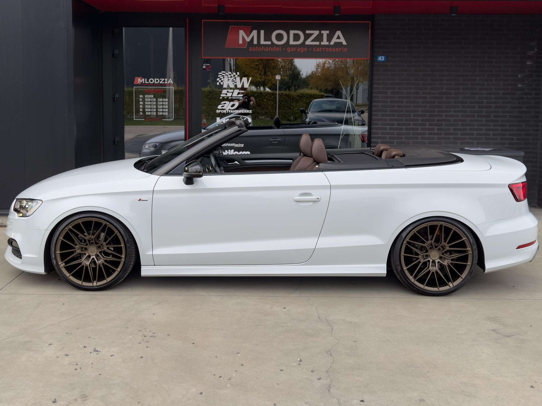 Audi A3 CABRIO black edition TUNED Vmaxx + 19“ JR38, Auto's, Voorwielaandrijving, 4 zetels, Gebruikt, Euro 6