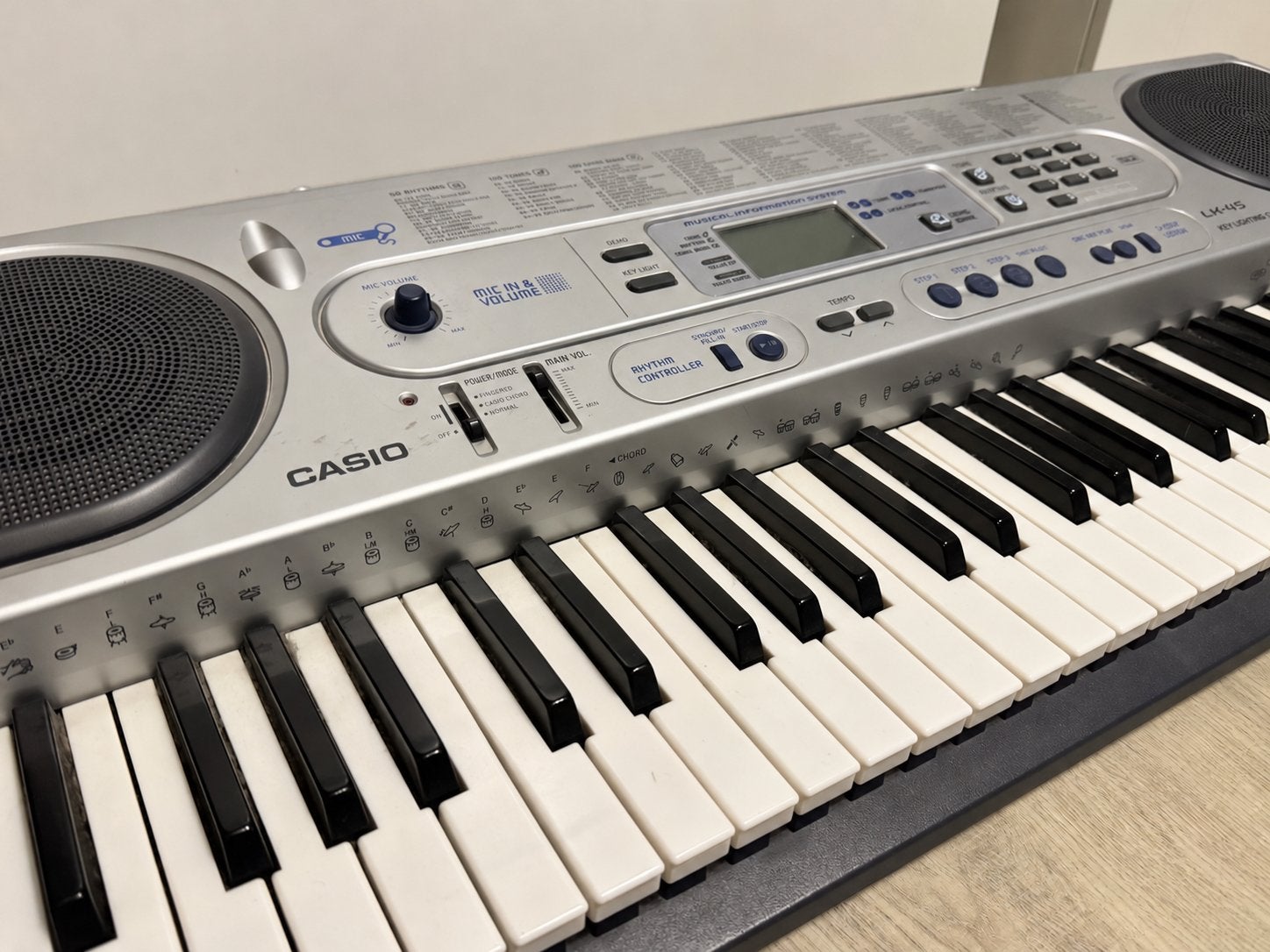Casio LK-45 toetsenbord, Muziek en Instrumenten, Ophalen, Casio, Midi-aansluiting, 61 toetsen