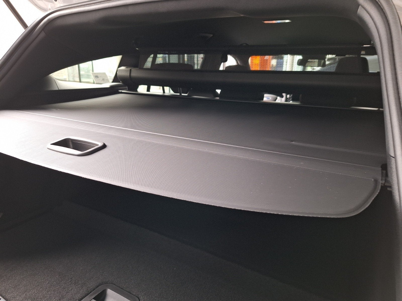 Ford Focus 2024 couvre bagage avec filet de separation, Autos : Pièces & Accessoires, Habitacle & Garnissage, Enlèvement, Neuf