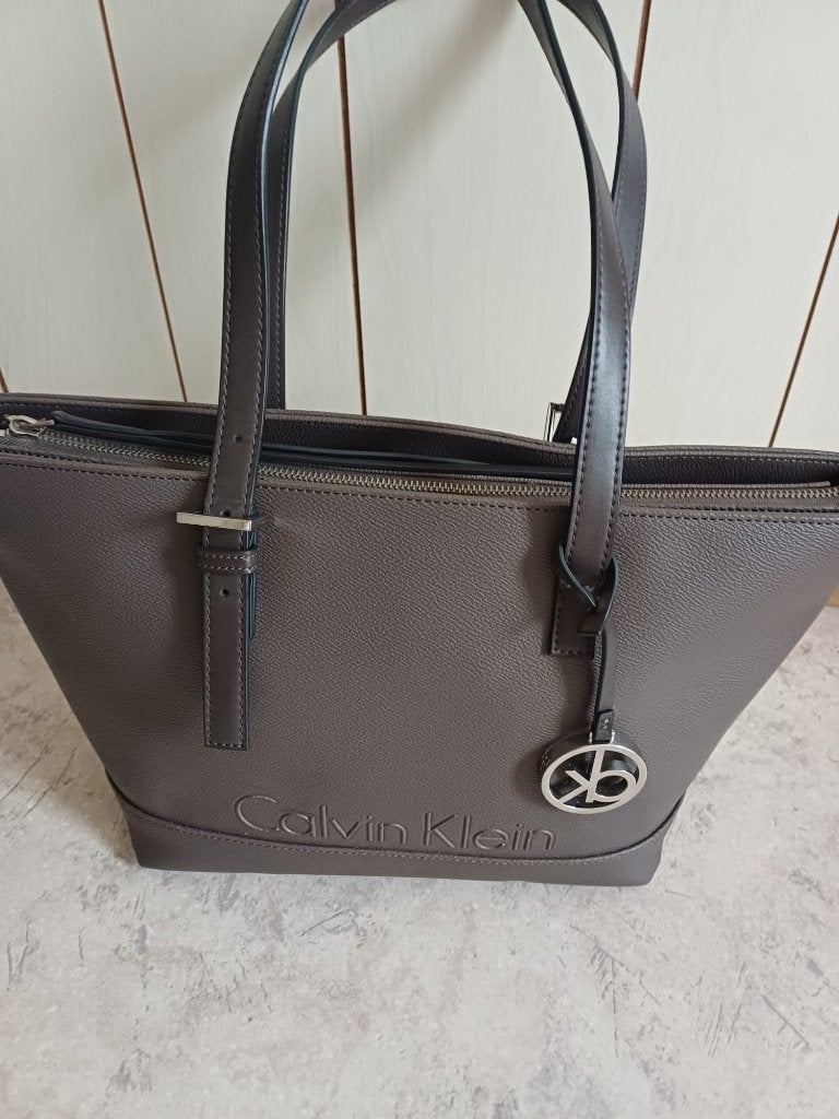 diverse handtassen  calvin klein, Liu Jo, Guess, Enlèvement, Comme neuf, Noir, Sac à main