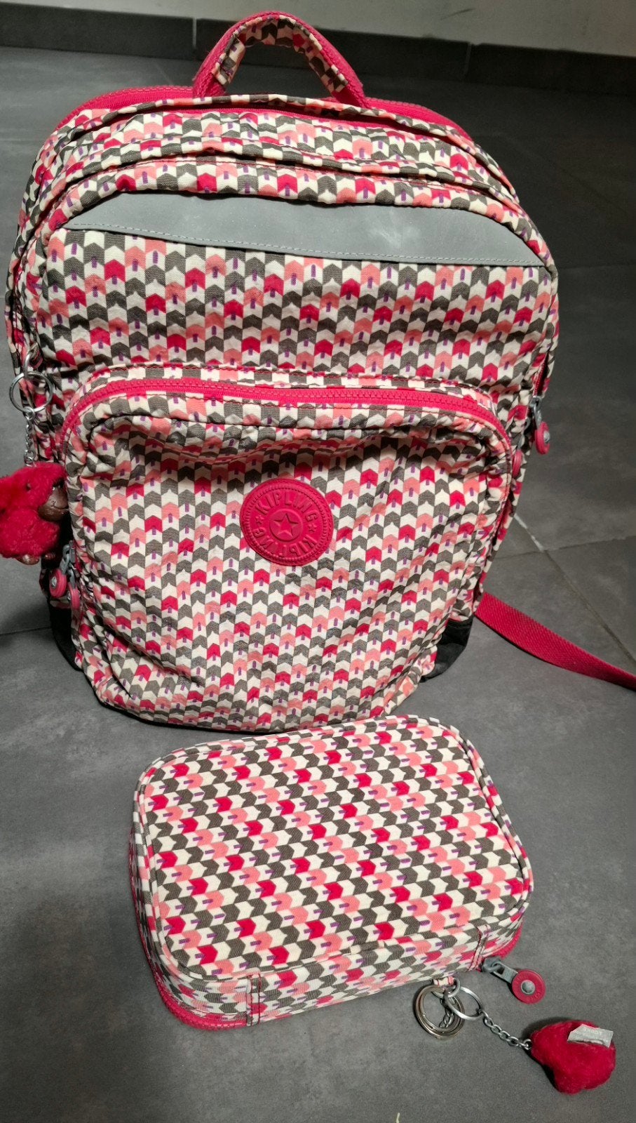 cartable scolaire, Enlèvement, Utilisé