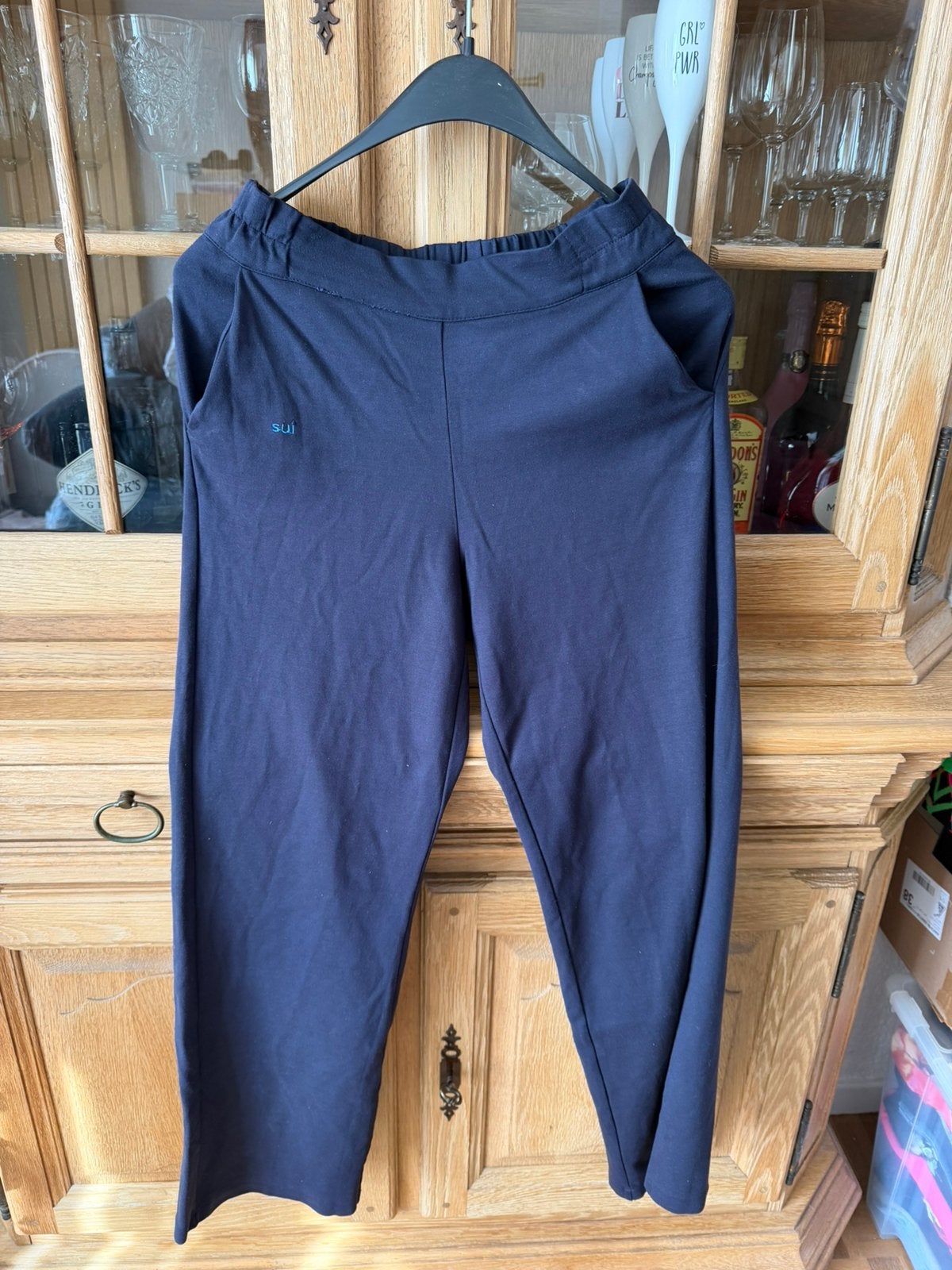 Meisjes broek SUI uniform, Ophalen, Zo goed als nieuw, Broek