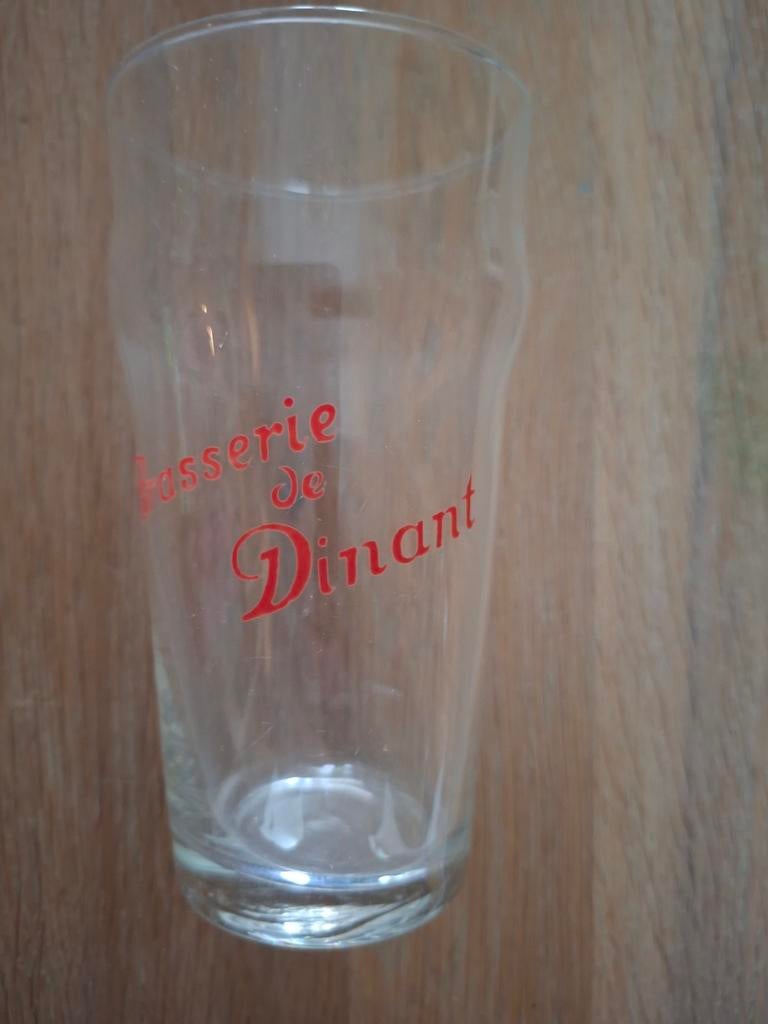 Superbe ancien verre Dinant, Collections, Marques de bière, Enlèvement ou Envoi, Comme neuf, Verre ou Verres, Autres marques