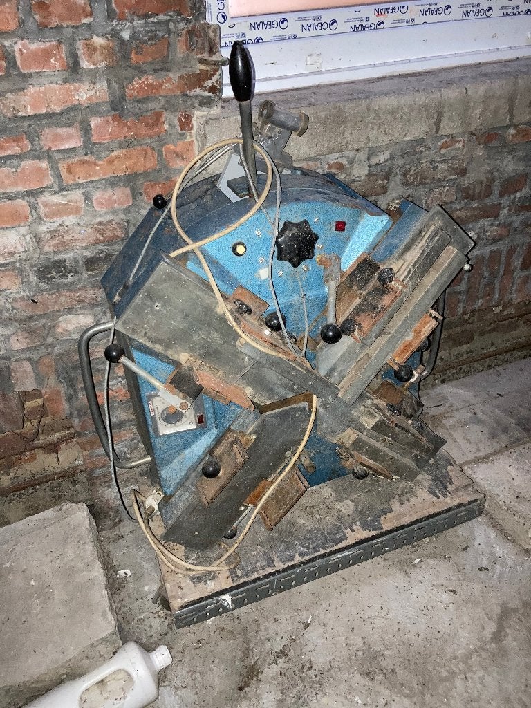 Meta-Plast Patentamat Pvc hoekenlasmachine  (220V) - 1970, Doe-het-zelf en Bouw, Gereedschap | Overige machines, Ophalen, Gebruikt