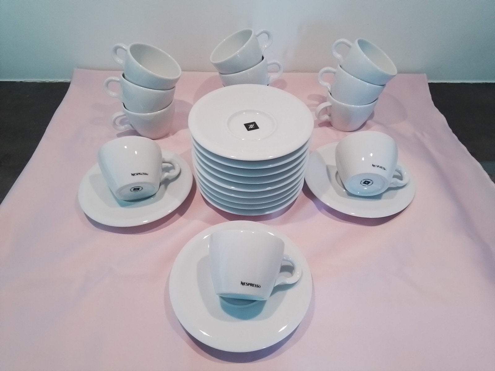 12 KOPJES MET SCHOTELTJES VAN NESPRESSO, Ophalen, Wit, Overige materialen, Overige merken