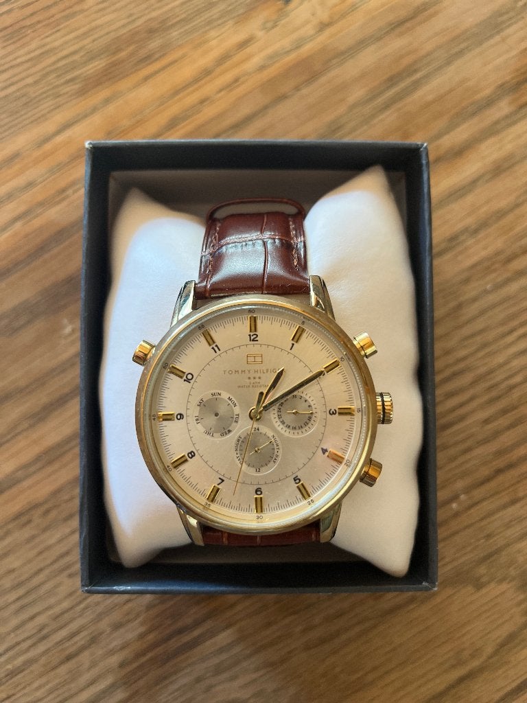 Tommy Hilfiger Klassiek Horloge, Bijoux, Sacs & Beauté, Montre-bracelet, Autres marques, Enlèvement ou Envoi, Cuir