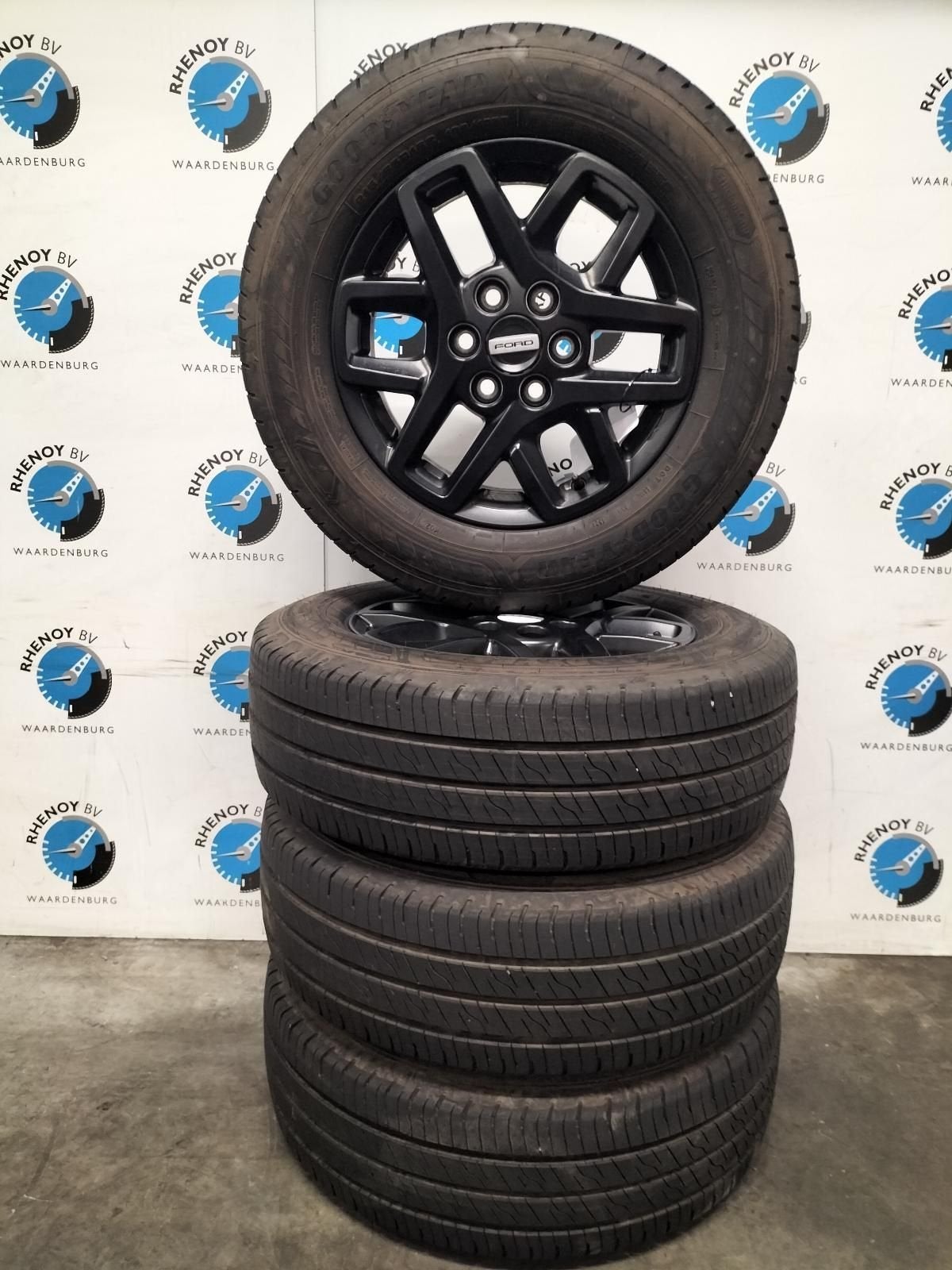 Ford Transit custom 215/65 16c Zomer Goodyear 8mm 2024, Pneus et Jantes, 215 mm, 16 pouces, Pneus été
