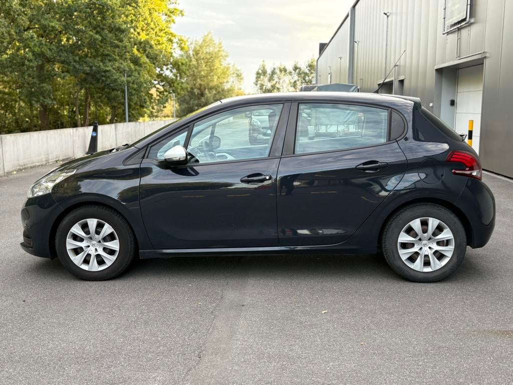 Peugeot 208 1.2i PureTech 2018 Airco Euro 6B Bluetooth, Autos, Achat, Euro 6, Entreprise, Boîte manuelle