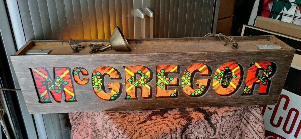 Vintage lichtbak, hanglamp voor McGregor kleding., Ophalen, Gebruikt, Lichtbak of (neon) lamp