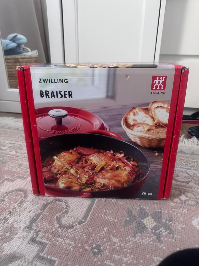 Zwilling gietijzeren stoofschotel 26cm, Gietijzer, Nieuw, Keramische plaat, Ophalen
