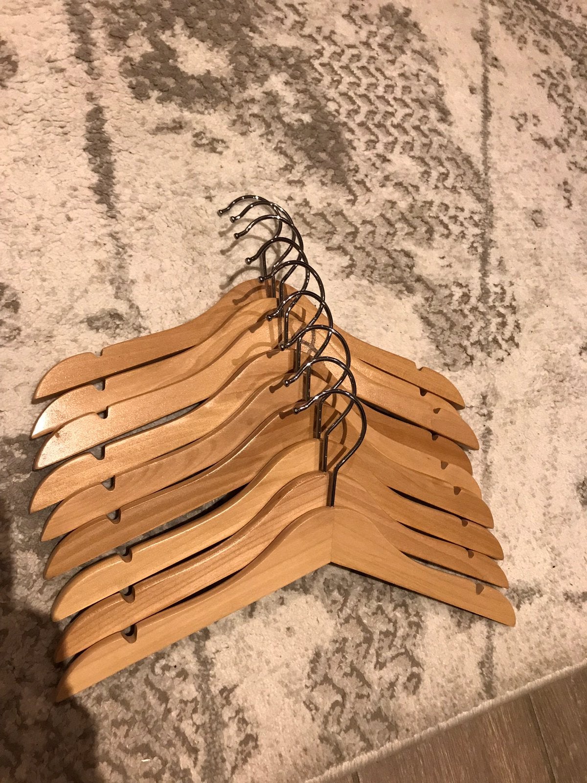 9 KİNDERkleerhangers / HOUT EN NİEUWE STAAT !!, Ophalen of Verzenden, Zo goed als nieuw, Hout, Kinderen