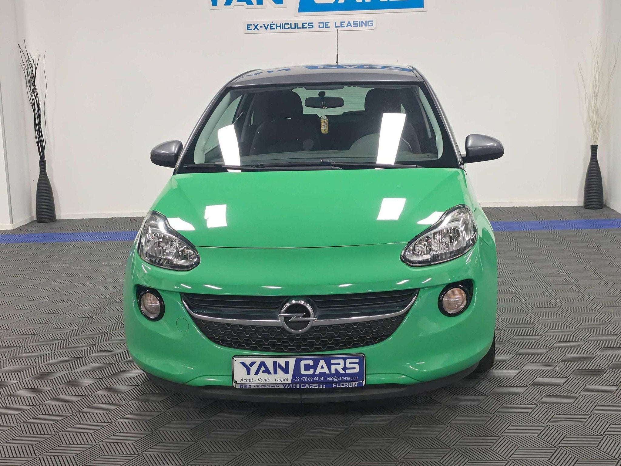 Opel ADAM | 1.2i 70ch. | Essence Euro 6b OK zones LEZ | Pret, Euro 6, Entreprise, Boîte manuelle, Electronic Stability Program (ESP)