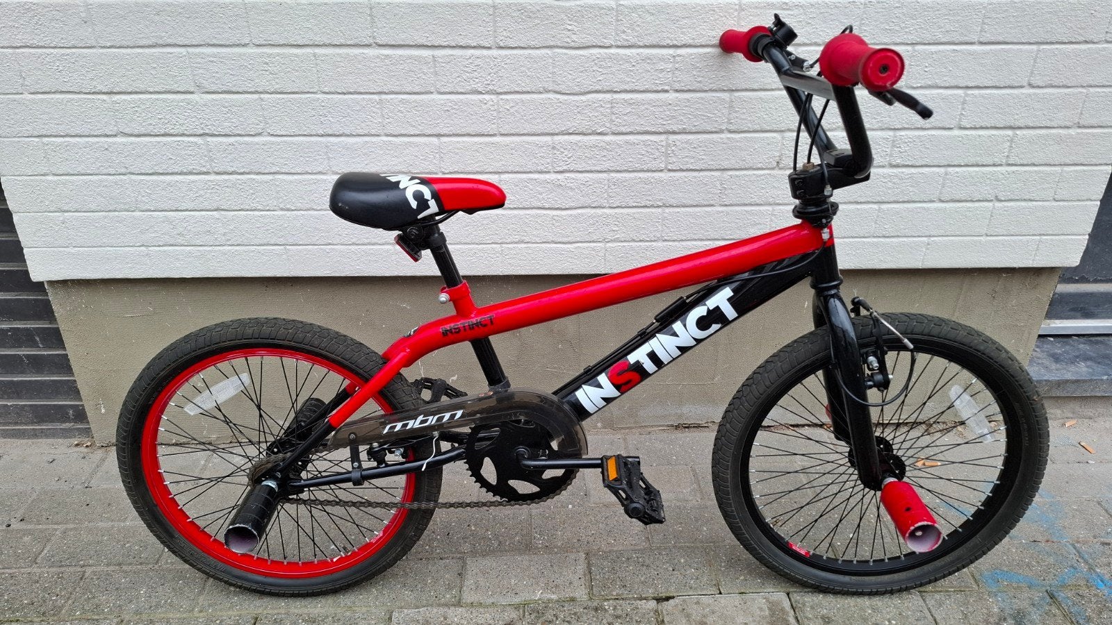 BMX Instinct en très bonne état 20inch, Enlèvement
