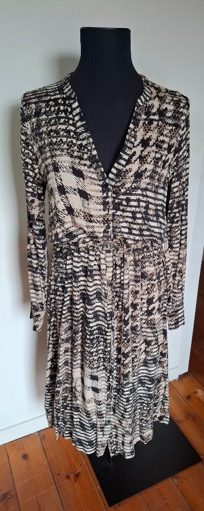 Damesjurk, Kleding | Dames, Ophalen, Zo goed als nieuw, Maat 42/44 (L), Bruin