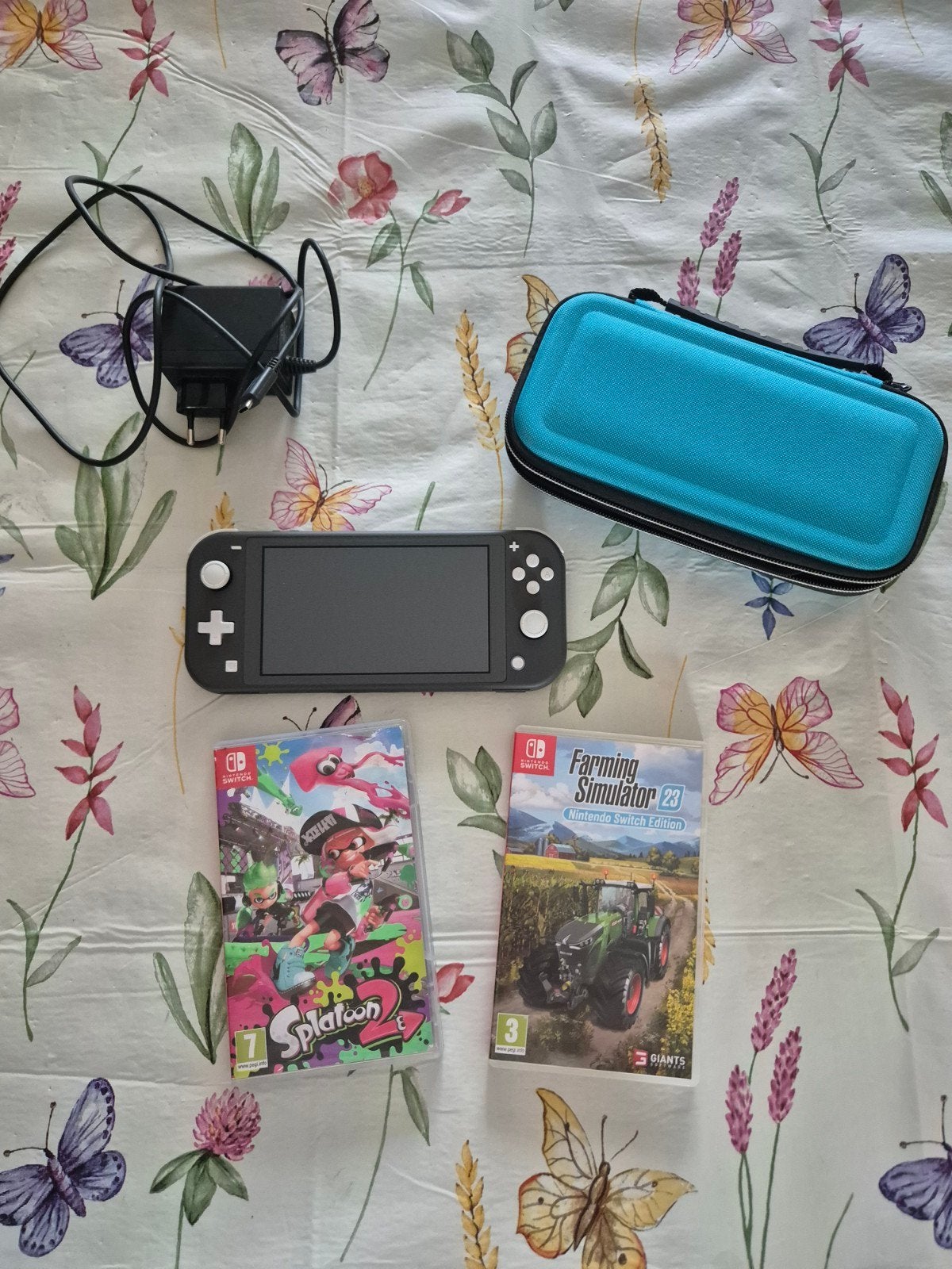 nintendo switch, Ophalen of Verzenden, Grijs, Zo goed als nieuw, Met beschermhoes of tas