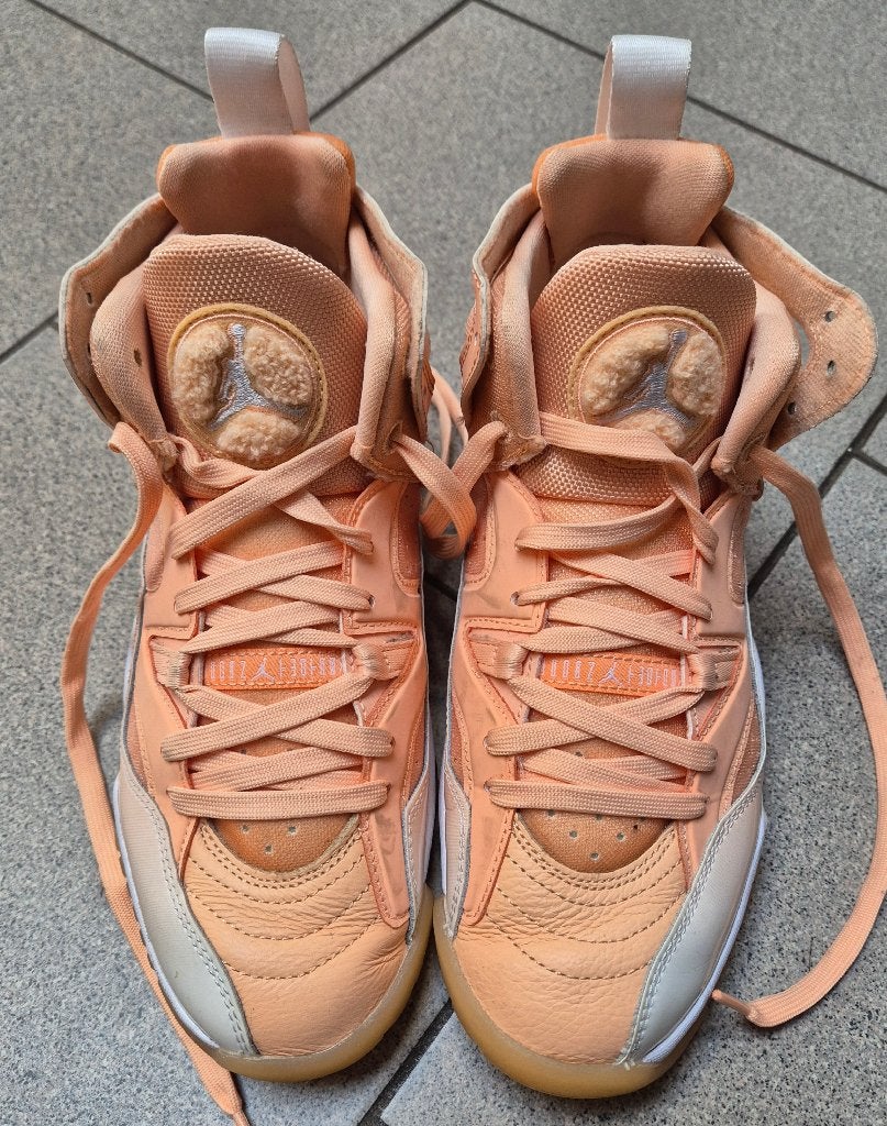 Basket Air jordan rose saumon, Rose, Sneakers et Baskets, Enlèvement, Porté
