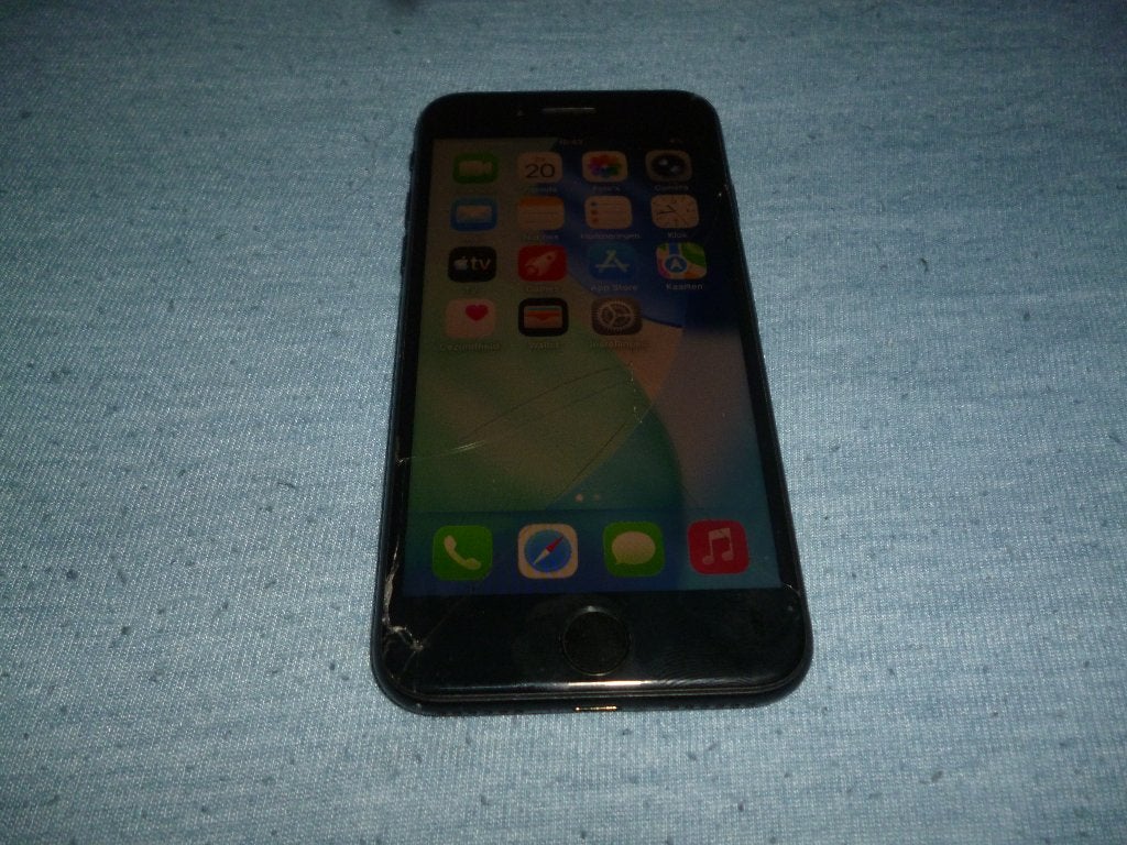 iPhone SE2 (gebarsten scherm), Telecommunicatie, Mobiele telefoons | Apple iPhone, Ophalen