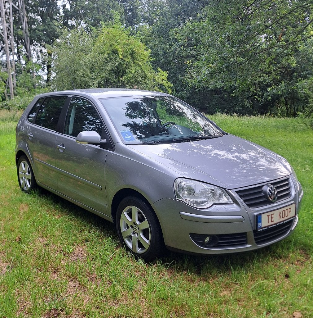 Volkswagen Polo: 87.000km +airco + garantie +groot nazicht!, Autos, Argent ou Gris, Achat, Entreprise, 5 portes
