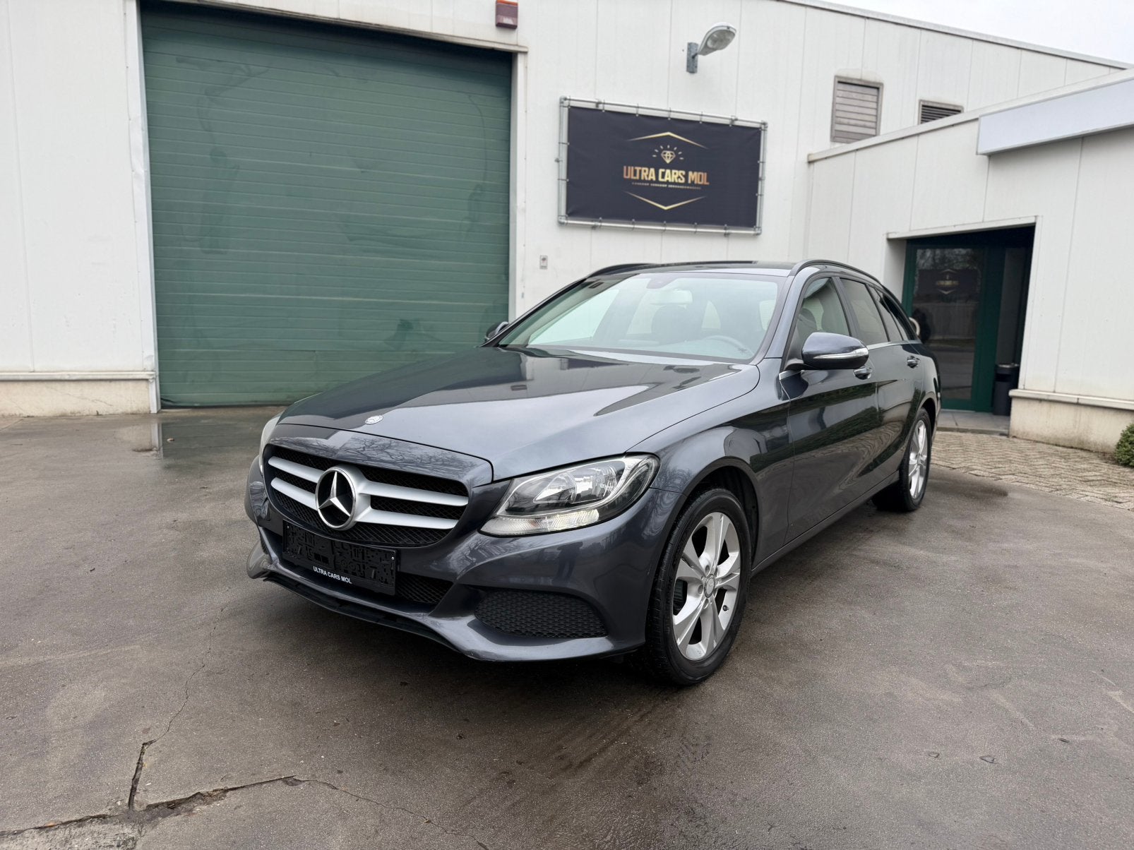 Mercedes C180d Bluetec/Automaat/Euro 6B/Navi/Cruise/GEKEURD, Auto's, Mercedes-Benz, Automaat, Euro 6, Bedrijf, https://public.car-pass.be/vhr/86a8d0a5-66e1-468e-ba9f-9ad3f2d8eaf2