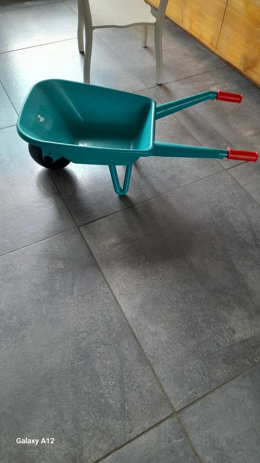 Kruiwagen speelgoed, Ophalen