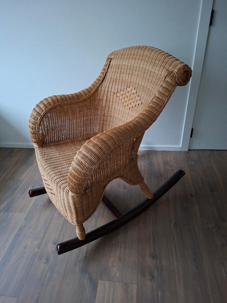 Houten schommelstoel, Huis en Inrichting, Stoelen, Ophalen, Gebruikt, Bruin, Hout