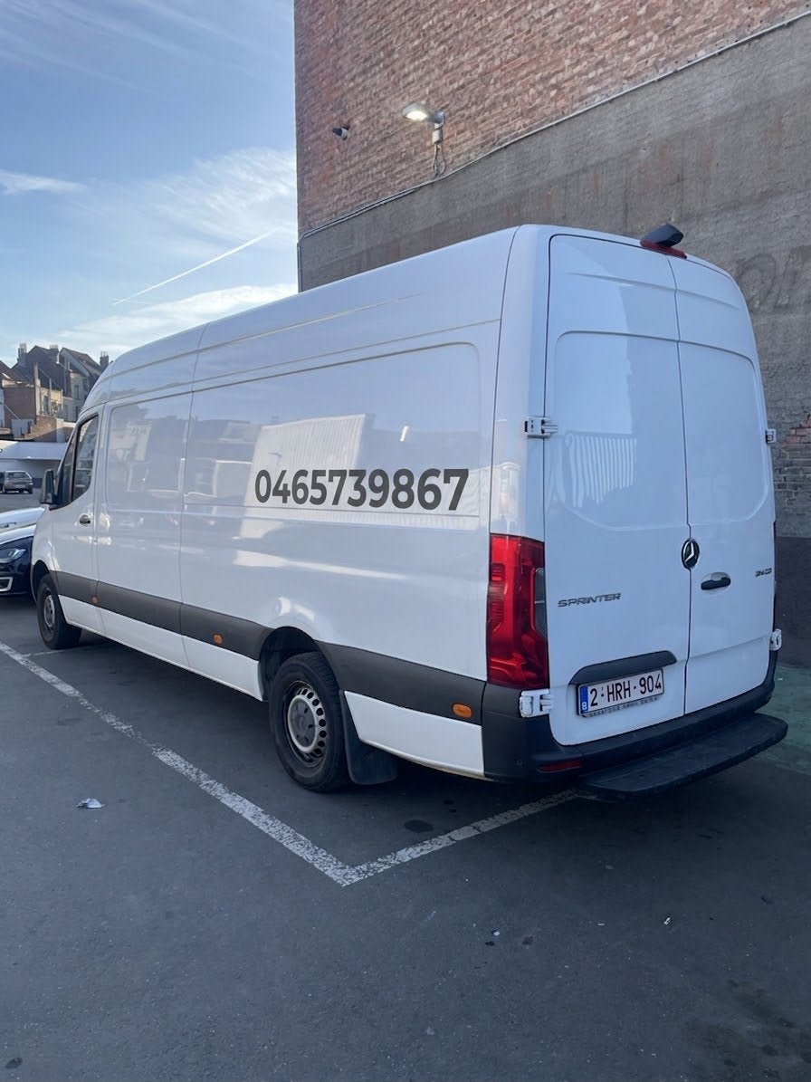 Camionnette disponible – Livraison & Transport