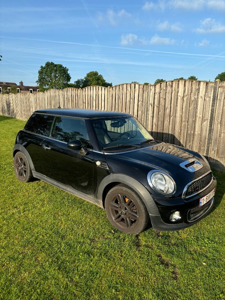 Mini cooper opknapper, Auto's, Mini, Voorwielaandrijving, Stof, Mistlampen, Zwart