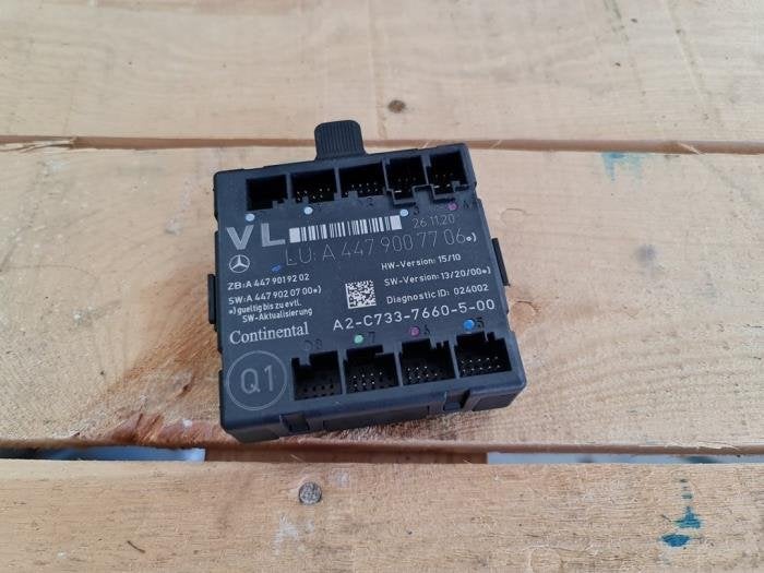 Module (diversen) van een Mercedes Vito, Gebruikt, -, Ophalen of Verzenden, -