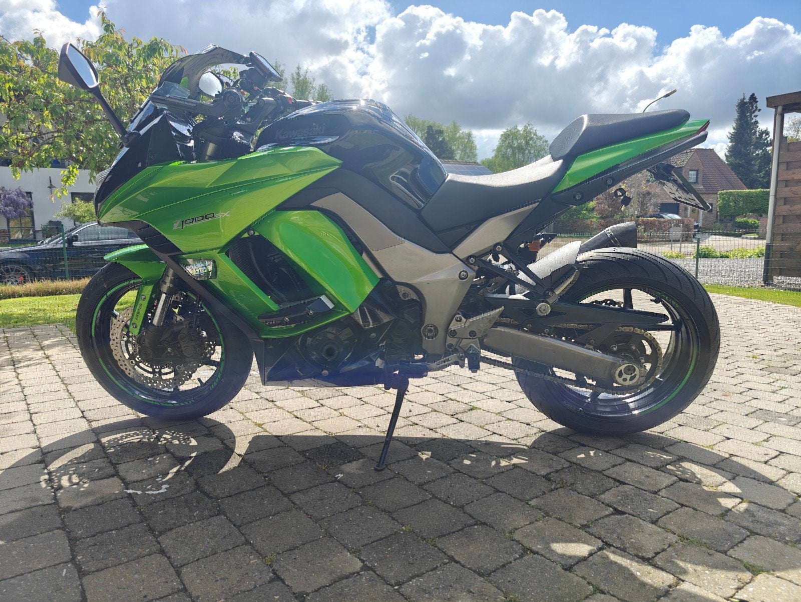 Kawasaki Z1000SX, Enlèvement, Utilisé
